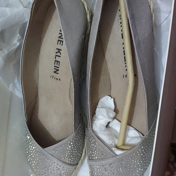 Anne Klein Women's Ezzie-c Wedge Sandals - Picture 2 of 6